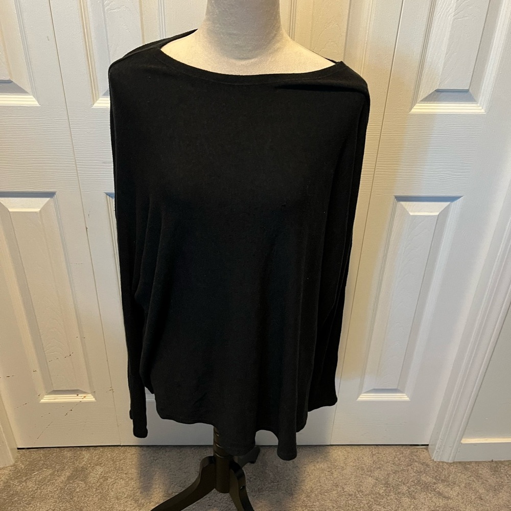 Lost in Layers size 3X Elegant Black Women's Top